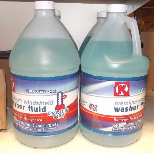 lot 5038 image: Lot of 4 Circle K Premium Windshield Washer Fluid