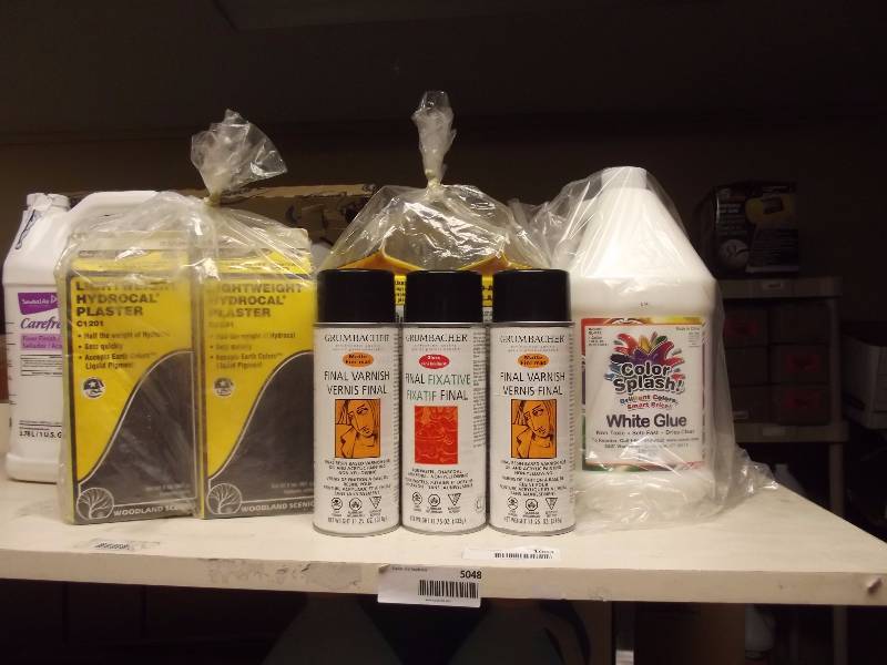 lot 5048 image: Art Supplies Lot