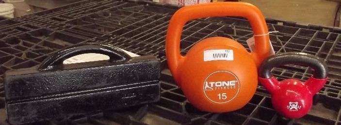 lot 377 image: Lot of Misc Weights