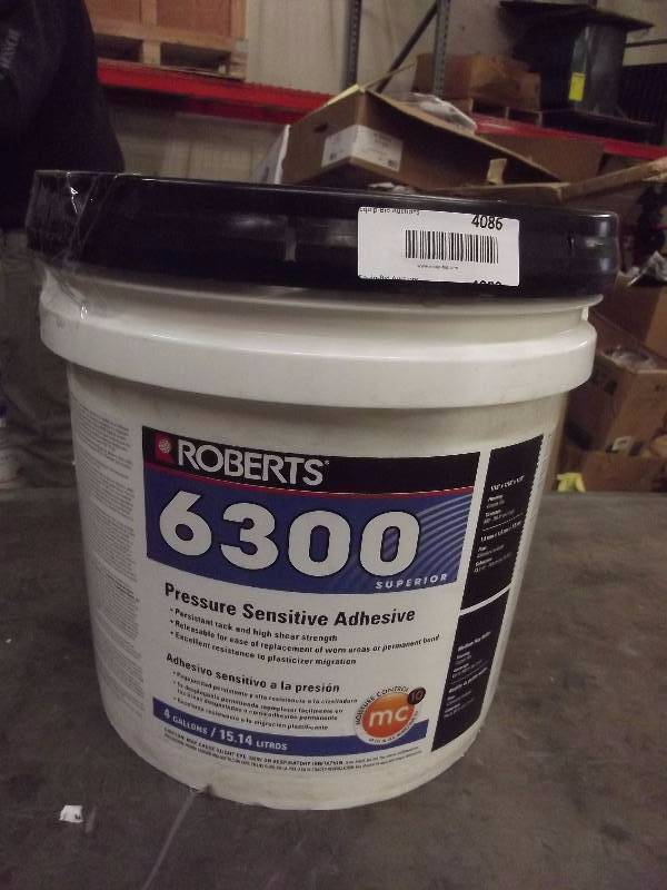 lot 6207 image: Roberts 6300 Superior