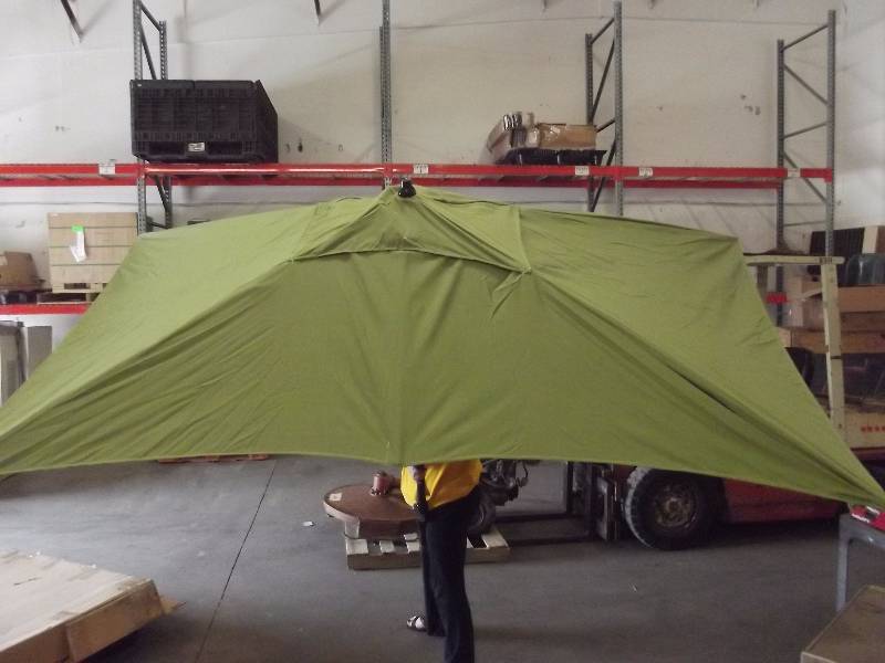 lot 60 image: Oblong Green Outdoor Umbrella