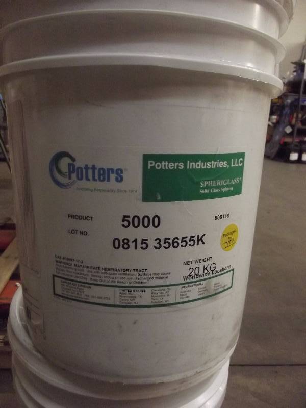 lot 413 image: Potters