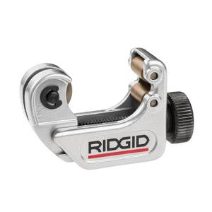 lot 12557 image: Ridgid Pipe Cutter Silver 12.67 RETAIL