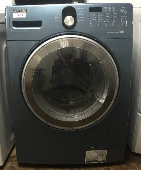 lot 8047 image: Samsung 27 Inch Front-Load Washer with 4.0 cu. ft. Capacity, 10 Wash Cycles