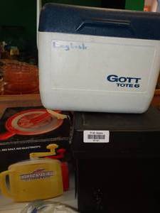 lot 37141 image: File Holder  Cooler  Ice Cream Maker