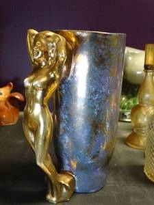 lot 37020 image: Art Deco Style Mug or Vase with Woman Figure Handle in Gold