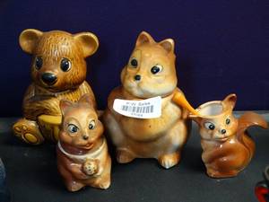 lot 37024 image: Squirrel and Bear Containers  Teapot