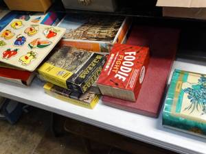 lot 37031 image: Puzzles and Games