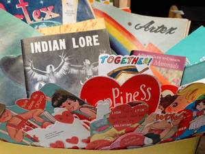 lot 37047 image: Vintage Items  Pepsi Button  Valentines  Razors  Ephemera  Misc