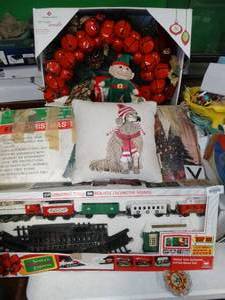 lot 37088 image: Lot of New and Used Christmas Decor