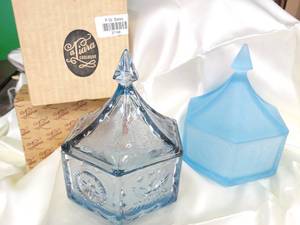 lot 37188 image: Vintage Tiara Glass - Two Blue Colonial Candy Boxes with Lids - With Original Boxes