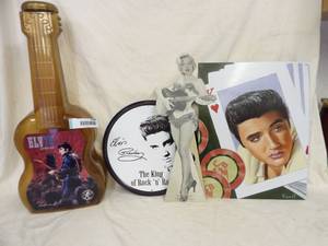 lot 1340 image: Elvis and Marilyn