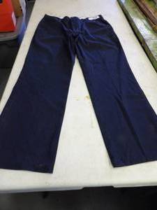 lot 1368 image: Cintas Workpants 34x32