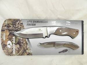 lot 1390 image: Mossy Oak Knives