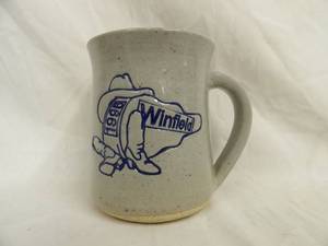 lot 1403 image: Winfield Mug 1995