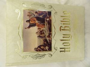 lot 1419 image: Family Bible Registary Unused
