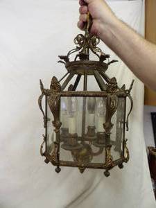 lot 1426 image: Antique Hanging Light-Missing 2 Glass Panes
