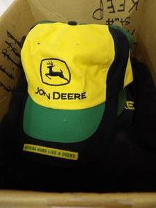 lot 1433 image: John Deere Hoodie and Hats