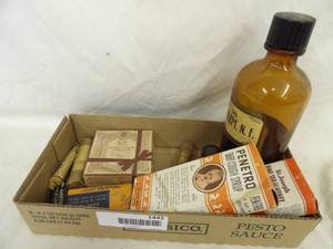 lot 1442 image: Antique Pharmacy Stuff