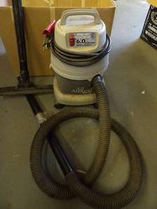 lot 1485 image: 1 Gallon, ShopVac