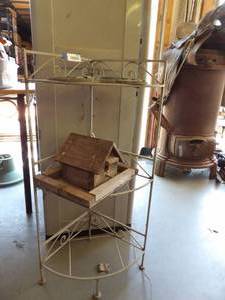 lot 1499 image: Corner Flower Stand, Birdhouse, Bird Plaque