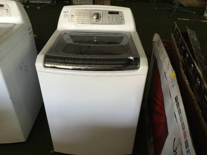 lot 8713 image: Kenmore Elite 4.7 cu. ft. High-Efficiency Top-Load Washer - White