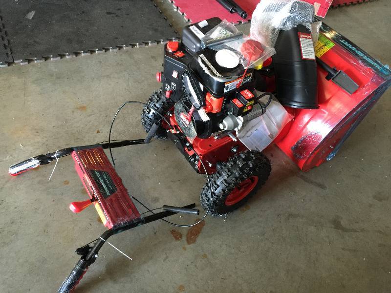 lot 8730 image: NEVER USED  Power Smart 7651 (24) 208cc Two-Stage Snow Blower w Electric Start