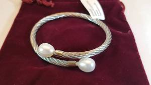 lot 24127 image: DaVonna White Nucleated Freshwater Pearl Stretch Bracelet (10-11 mm)
