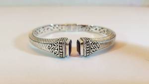 lot 24131 image: Handmade Sterling Silver and Amethyst Cuff Bracelet (Indonesia)- Retail$86.99