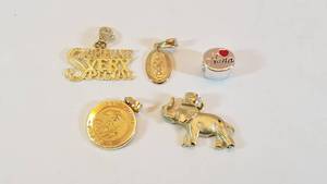 lot 24150 image: Lot of Charms READ DESCRIPTIONS SEE PICS