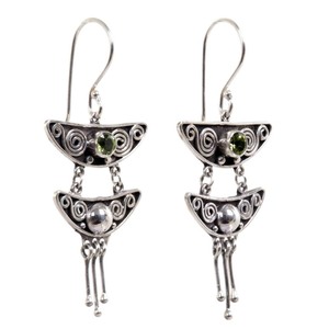 lot 24110 image: Handmade Sterling Silver Summer Moonlight Peridot Earrings (Indonesia)