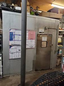 lot 1 image: Kolpack Walk In Cooler