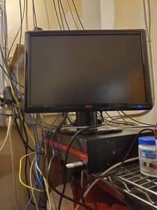 lot 4285 image: Revo R&D Camera System With 8 Cameras