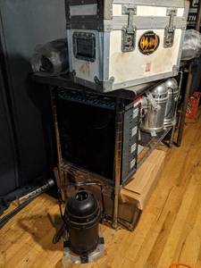 lot 4324 image: 2 Tier steel table