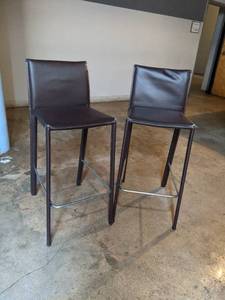lot 4433 image: (2) Brown leather bar stools