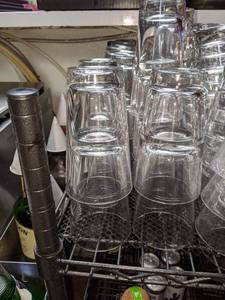 lot 2270 image: (26) Beer glasses