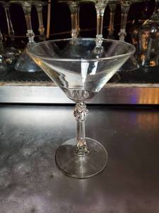 lot 2279 image: (16) Martini Glasses