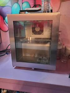 lot 2289 image: Redbull Vestfrost Display Refrigerator