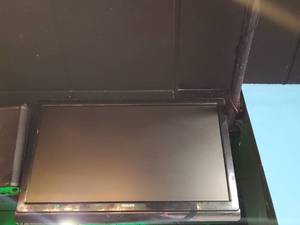 lot 2298 image: Philips 40in TV