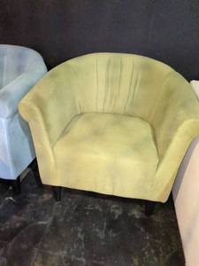 lot 2310 image: Green chair