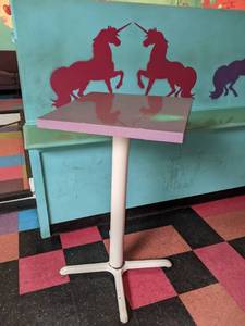 lot 2335 image: 2ft x 2ft Square table