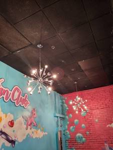 lot 2337 image: (2) Hanging light fixtures