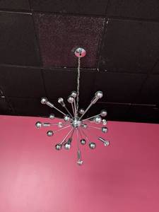 lot 2352 image: (2) Hanging light fixtures