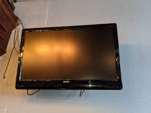 lot 2418 image: Phillips flat screen TV