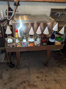 lot 2427 image: Ice well w speed rails