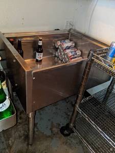 lot 2430 image: Ice well