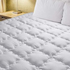 lot 5551 image: Queen Mattress Pad Cover Stretches up 8-21 Deep Pocket - Hypoallergenic Fitted Quilted Mattress Topper Pillowtop with overfilled Snow Down Alternative��