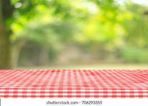 lot 5630 image: Top Table Cloth