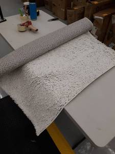 lot 22381 image: nuLOOM Wow Shag - 4 x 6 - white Style- ECWOO1A