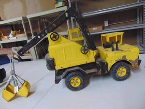lot 3262 image: Tonka Crane